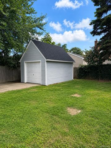 34 Frazier Street, Hempstead, NY 11550