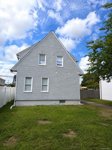 34 Frazier Street, Hempstead, NY 11550