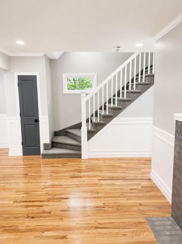 34 Frazier Street, Hempstead, NY 11550