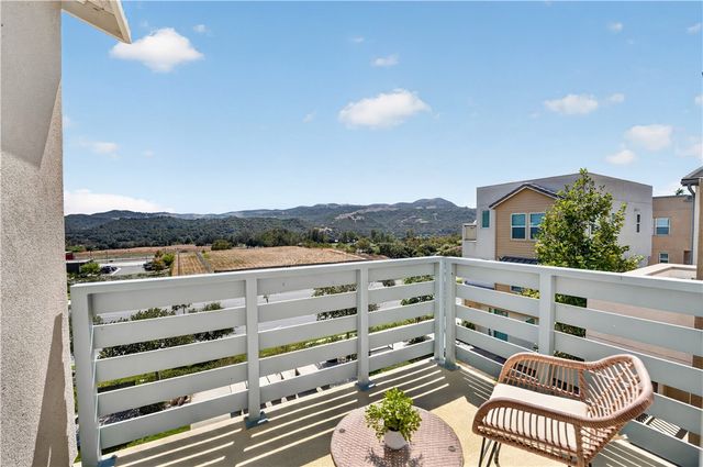 32 Welltree Way, Rancho Mission Viejo, CA 92694