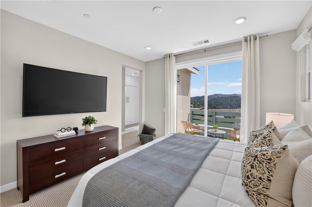 32 Welltree Way, Rancho Mission Viejo, CA 92694