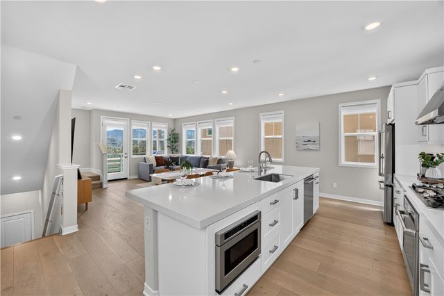 32 Welltree Way, Rancho Mission Viejo, CA 92694