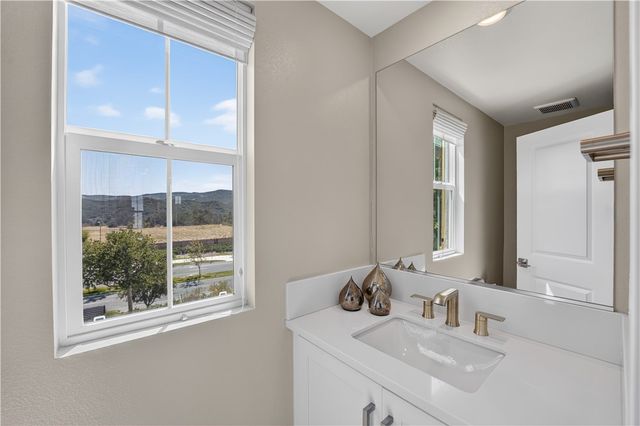 32 Welltree Way, Rancho Mission Viejo, CA 92694