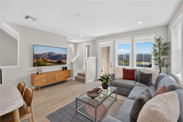 32 Welltree Way, Rancho Mission Viejo, CA 92694