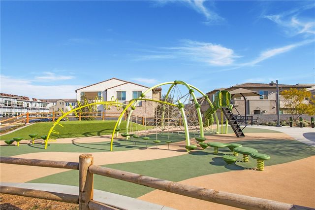 32 Welltree Way, Rancho Mission Viejo, CA 92694