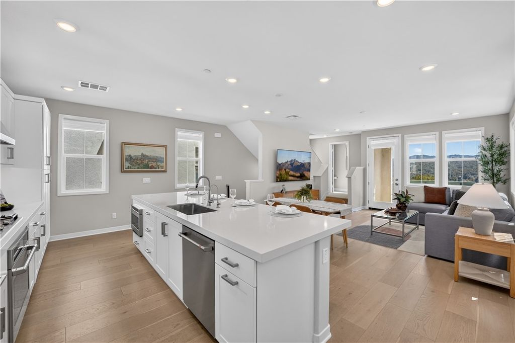 32 Welltree Way, Rancho Mission Viejo, CA 92694 — photo 2