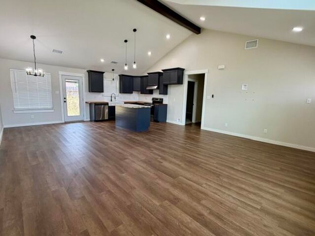 Image 2 of property listing at 2914 Ricks Drive, San Angelo, TX 76905