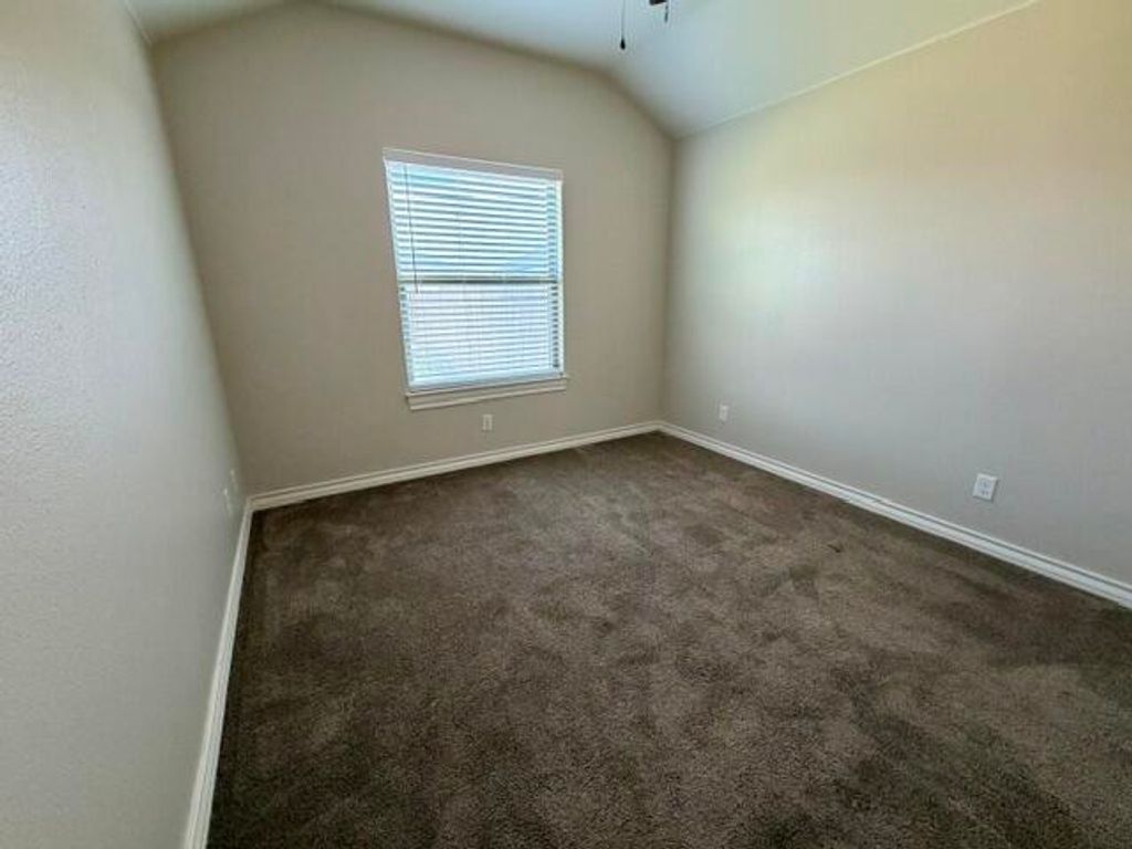 Image 6 of property listing at 2914 Ricks Drive, San Angelo, TX 76905