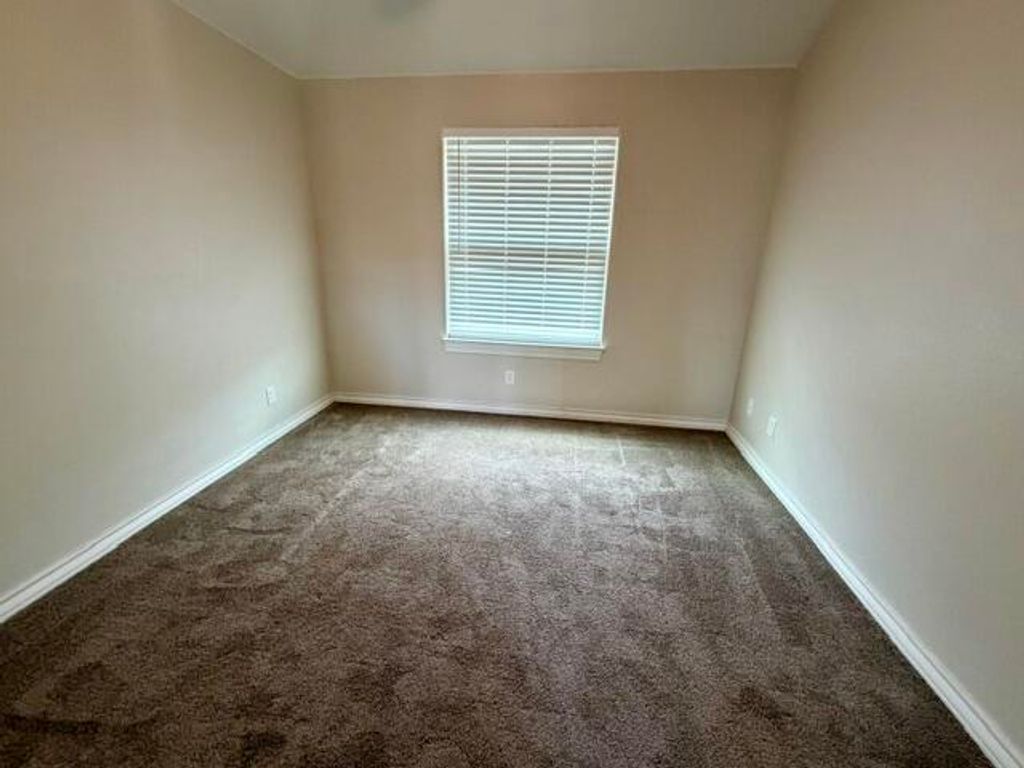 Image 7 of property listing at 2914 Ricks Drive, San Angelo, TX 76905