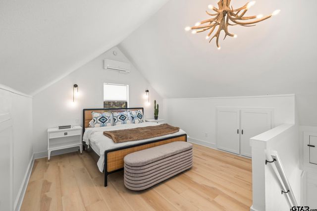 303 Palo Duro St, Scroggins, TX 75480