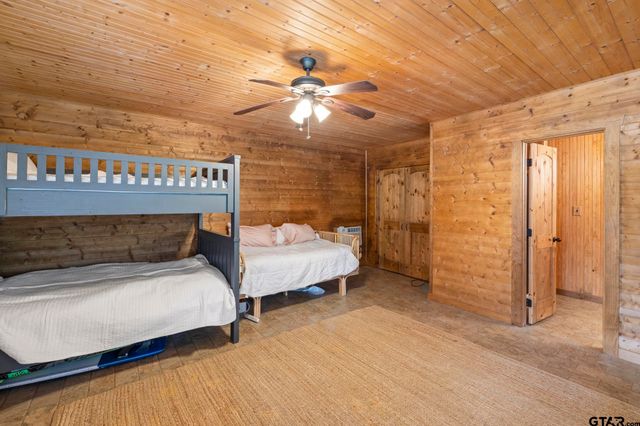 303 Palo Duro St, Scroggins, TX 75480