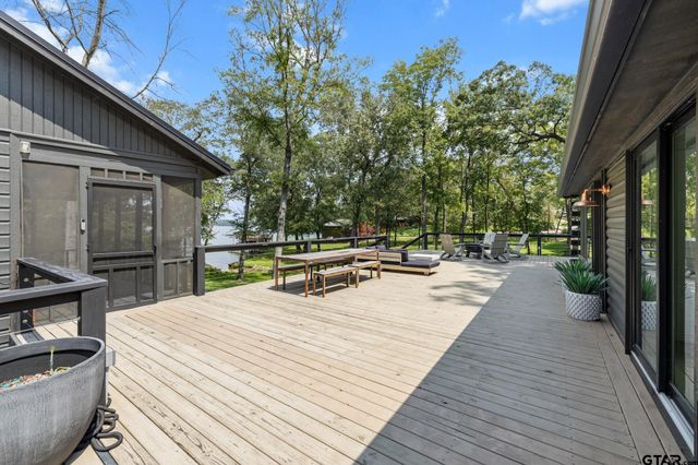 303 Palo Duro St, Scroggins, TX 75480