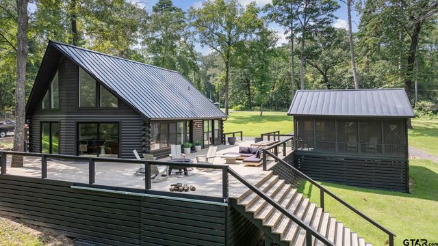 303 Palo Duro St, Scroggins, TX 75480