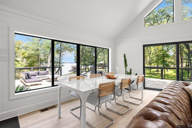 303 Palo Duro St, Scroggins, TX 75480