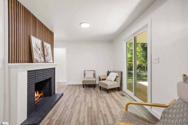 123 Princeton Avenue, Greenville, SC 29607