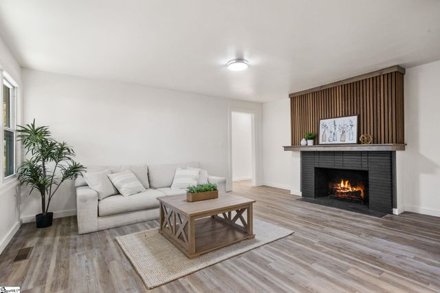 123 Princeton Avenue, Greenville, SC 29607