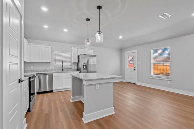 460 Peace Lily Way, Tolar, TX 76476