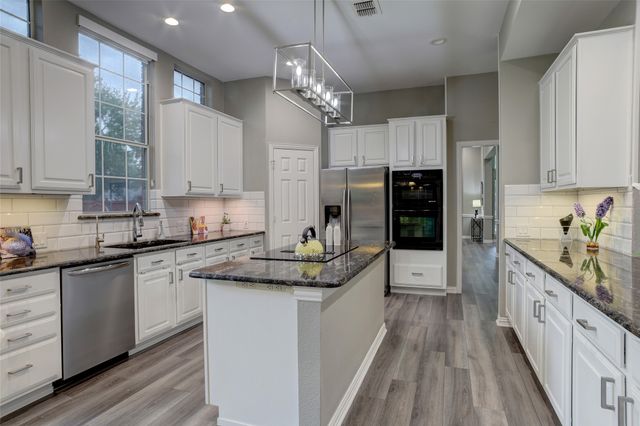 6009 Charleston Drive, Frisco, TX 75035