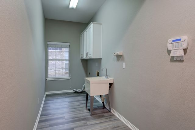 6009 Charleston Drive, Frisco, TX 75035