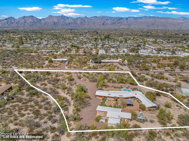 9240 E Sierra Street, Tucson, AZ 85710