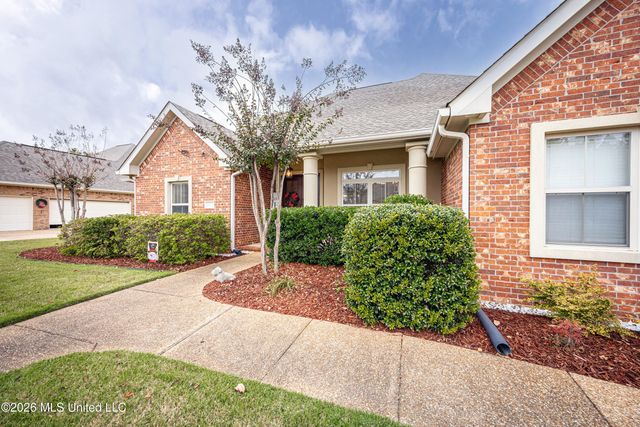 2119 Whitney Oaks Drive, Ocean Springs, MS 39564