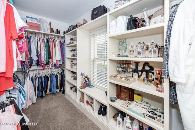 2119 Whitney Oaks Drive, Ocean Springs, MS 39564