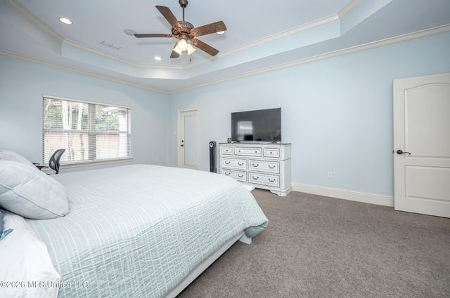 2119 Whitney Oaks Drive, Ocean Springs, MS 39564