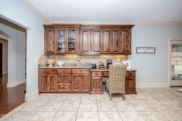 2119 Whitney Oaks Drive, Ocean Springs, MS 39564