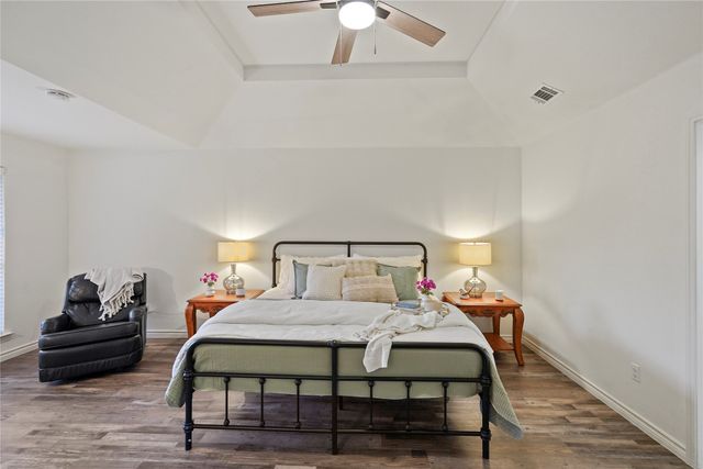 3905 Saint Christopher Lane, Dallas, TX 75287