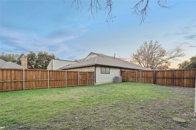 3905 Saint Christopher Lane, Dallas, TX 75287