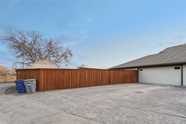 3905 Saint Christopher Lane, Dallas, TX 75287