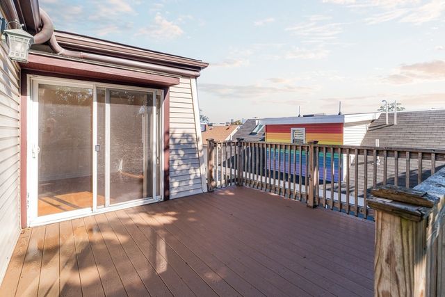 47 Moseley St 3, Boston, MA 02125