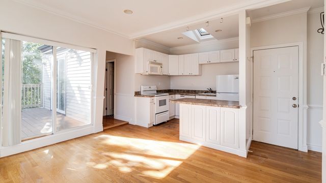 47 Moseley St 3, Boston, MA 02125