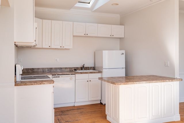 47 Moseley St 3, Boston, MA 02125