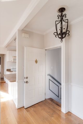 47 Moseley St 3, Boston, MA 02125