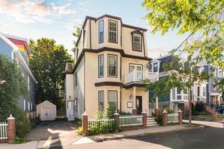 47 Moseley St 3, Boston, MA 02125