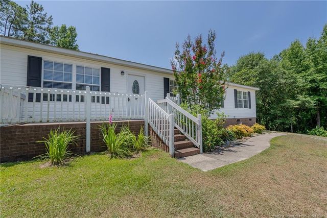 229 Gold Finch Circle, Cameron, NC 28326