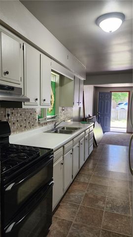 607 Olive Ln, Ambridge, PA 15003