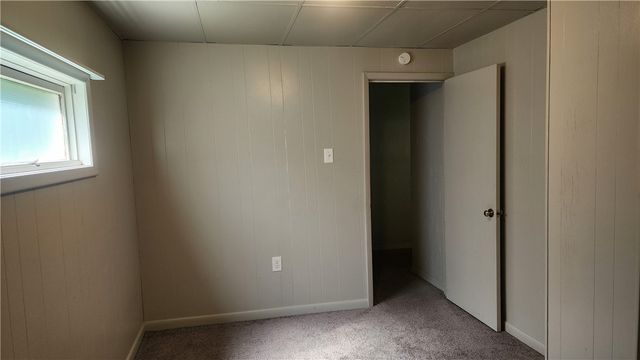 607 Olive Ln, Ambridge, PA 15003