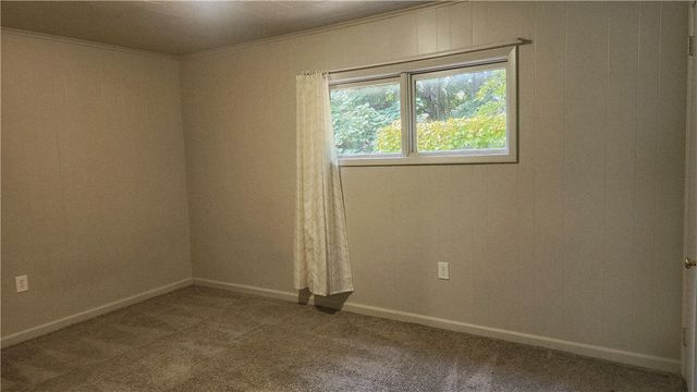 607 Olive Ln, Ambridge, PA 15003