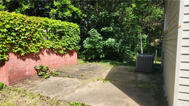 607 Olive Ln, Ambridge, PA 15003