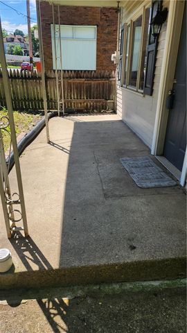 607 Olive Ln, Ambridge, PA 15003
