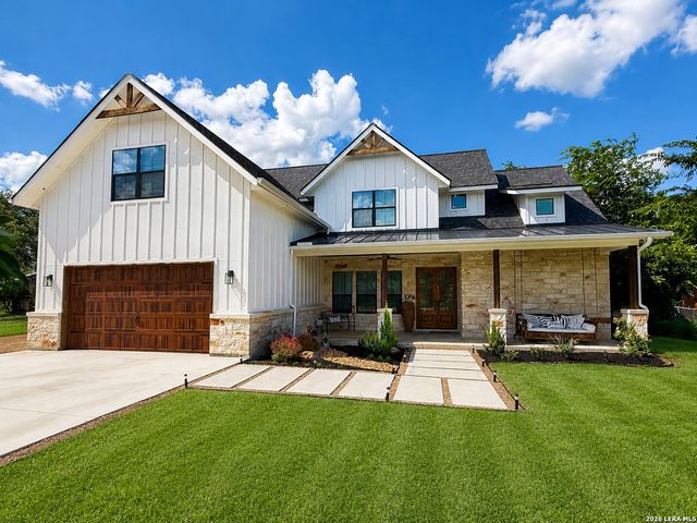 1805 San Jacinto, Castroville, TX 78009