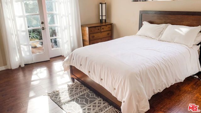 1975 S Crescent Heights Boulevard, Los Angeles, CA 90034