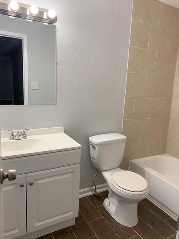 3325 Scotch Moss Lane, La Porte, TX 77571