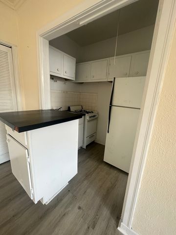 633 W Deming Place ST, Chicago, IL 60614