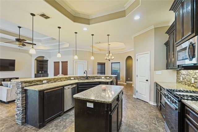 2634 Arshia St, Corpus Christi, TX 78414