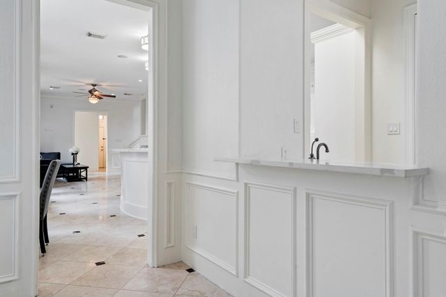 3844 Bellefontaine Street, Houston, TX 77025