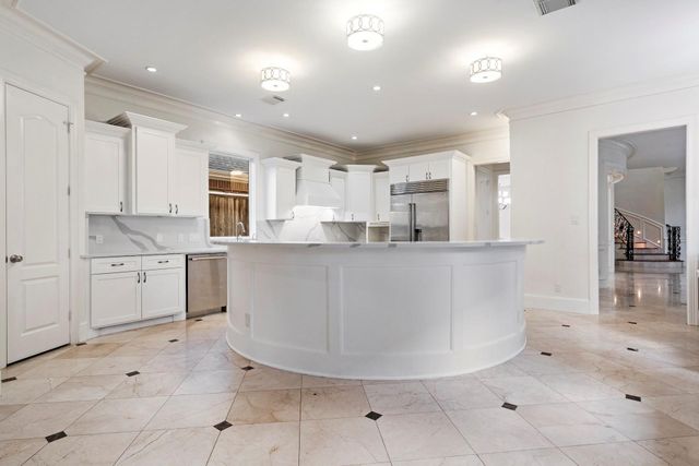 3844 Bellefontaine Street, Houston, TX 77025