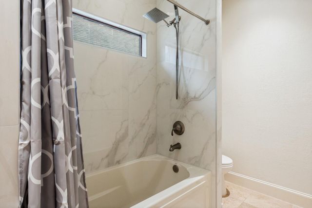 3844 Bellefontaine Street, Houston, TX 77025